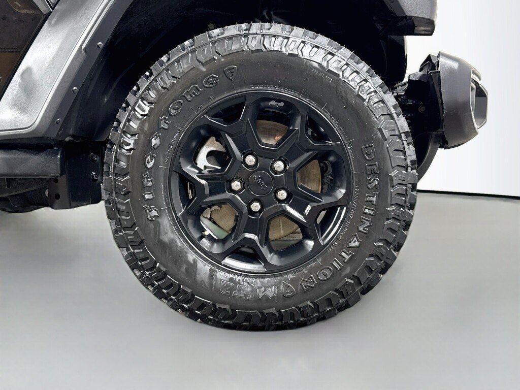 Used 2023 Jeep Wrangler Unlimited w/ Cold Weather Group AWD/4WD image 44