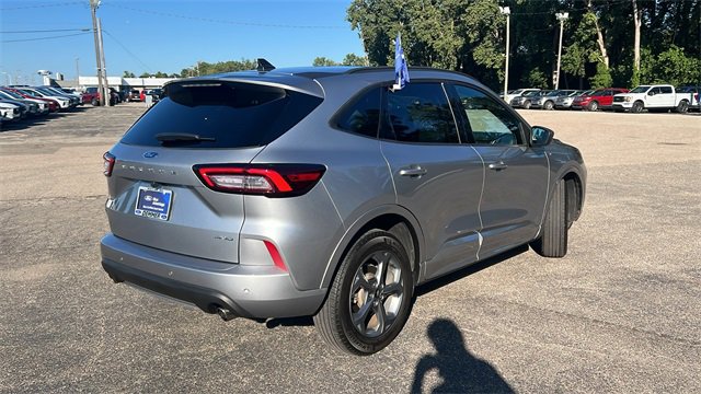 Certified 2023 Ford Escape ST-Line w/ Tech Pack #1 image 4