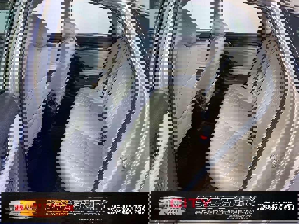 Used 2019 Honda Accord Touring image 30