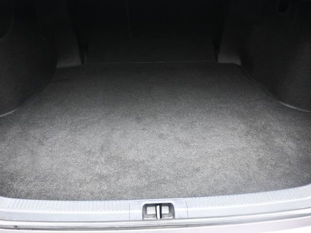Used 2020 Toyota Camry SE image 10