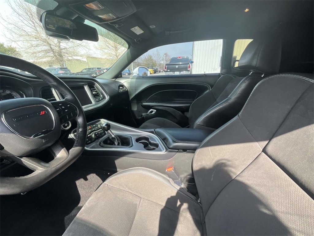 Used 2021 Dodge Challenger R/T w/ Plus Package image 9
