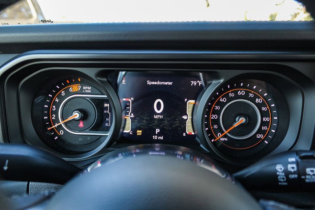 New 2026 Jeep Wrangler Unlimited Sahara AWD/4WD image 24