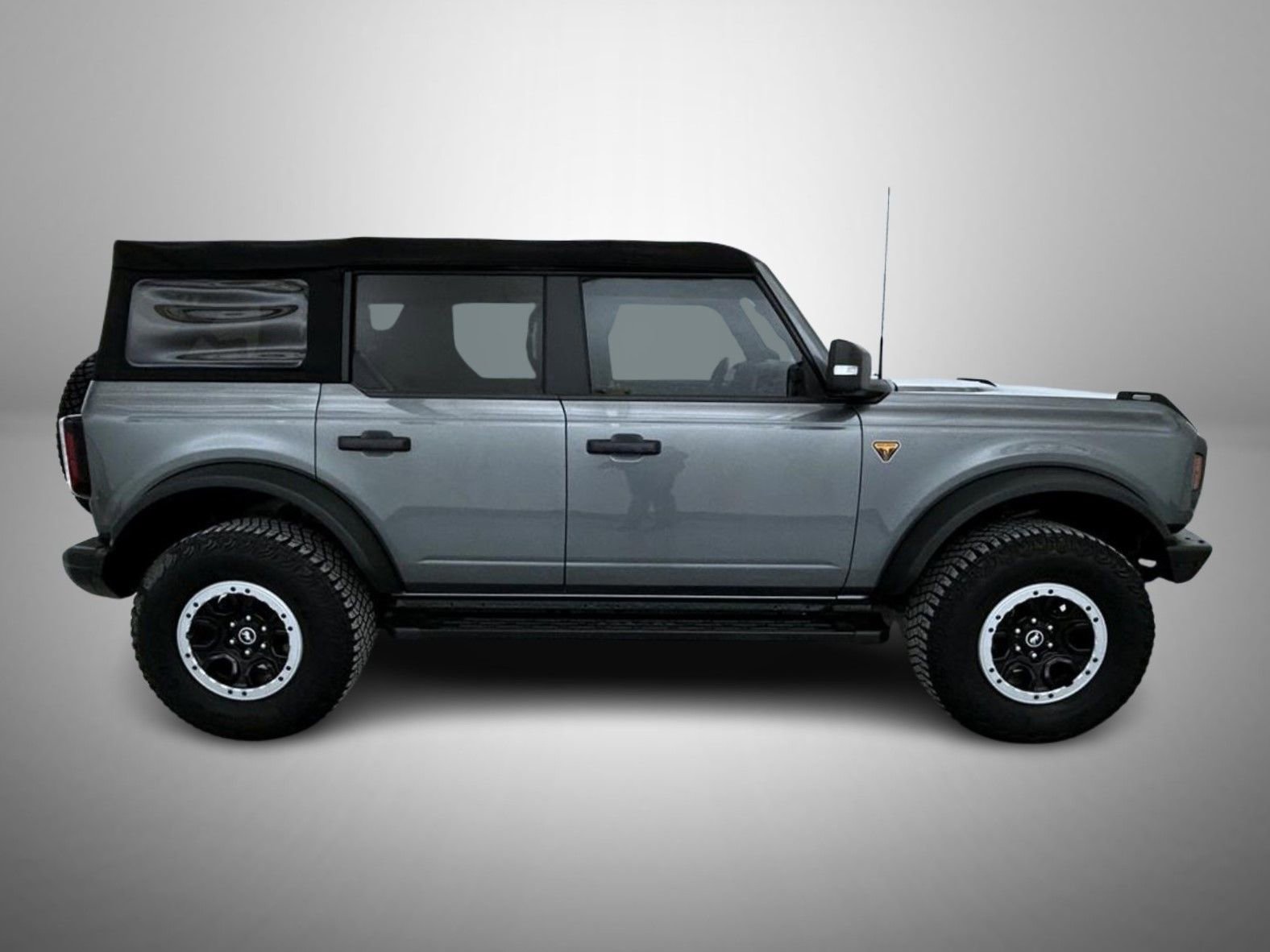 Used 2022 Ford Bronco Badlands w/ Sasquatch Package image 4