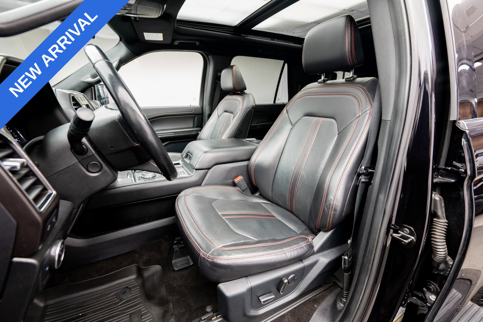 Used 2021 Ford Expedition Limited AWD/4WD image 13