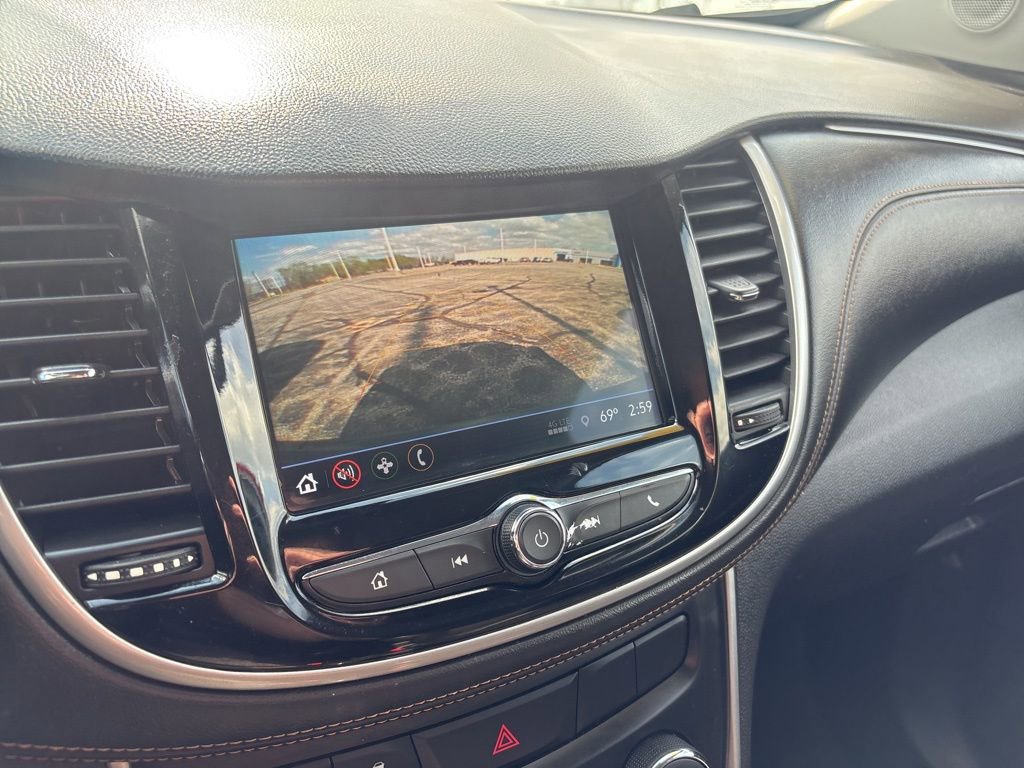 Used 2018 Chevrolet Trax LT w/ LT Convenience Package image 36