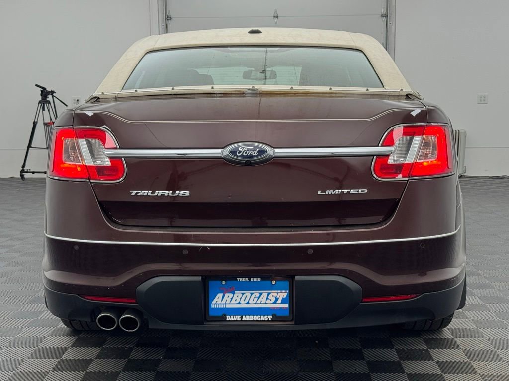 Used 2010 Ford Taurus Limited FWD image 8