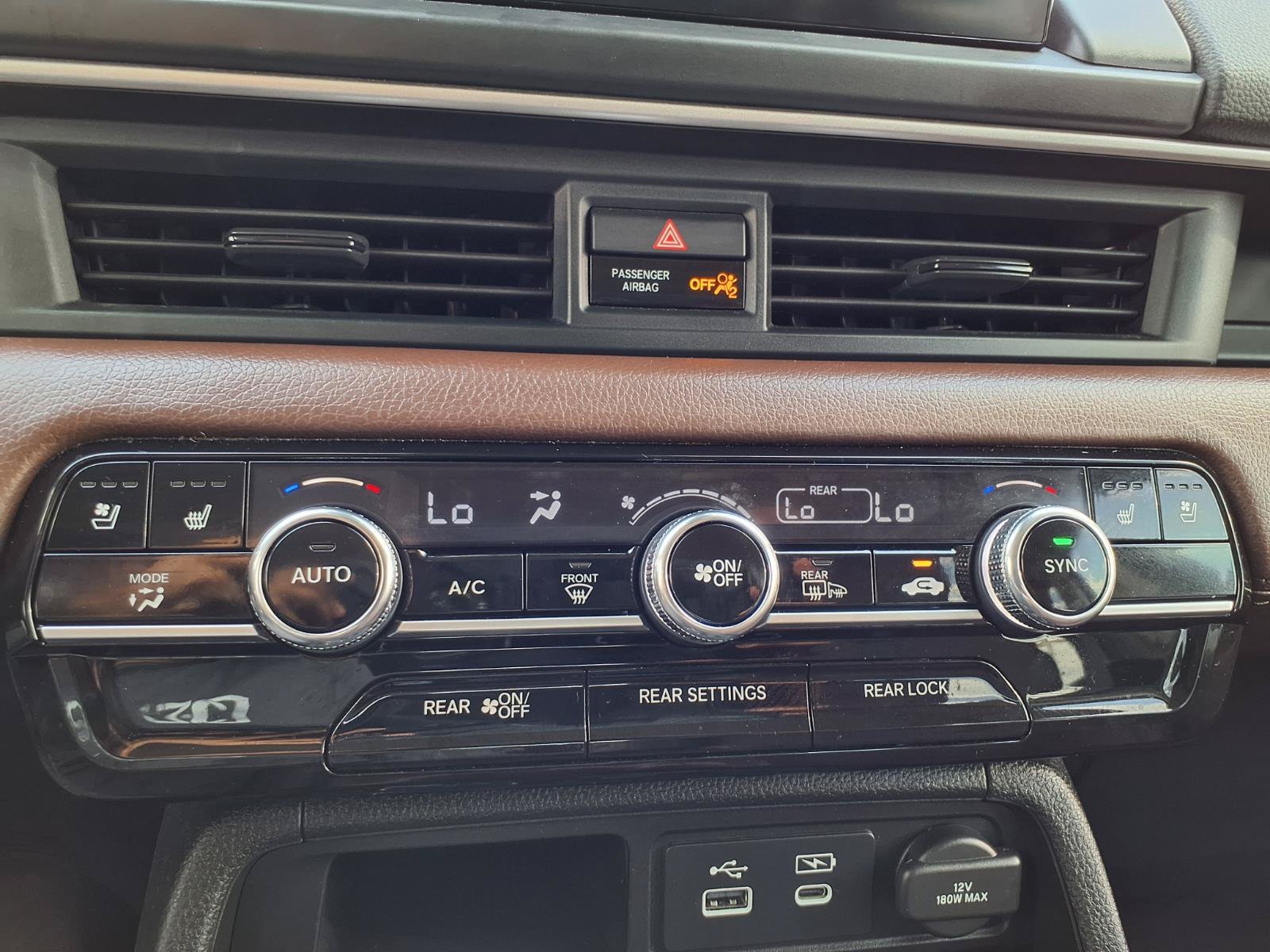 Used 2023 Honda Pilot Elite image 7