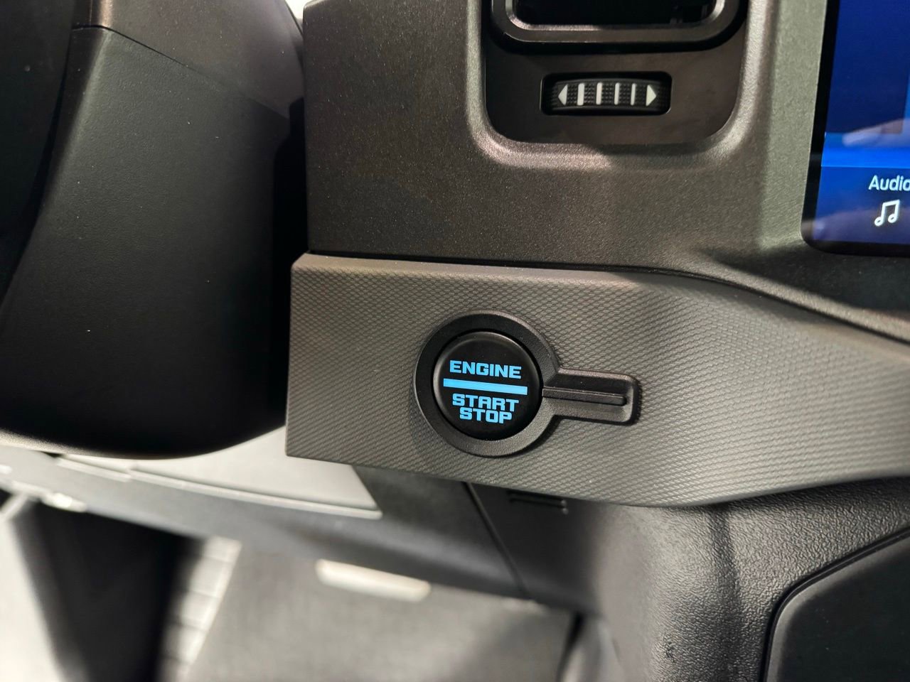 Used 2024 Ford Bronco Big Bend image 21