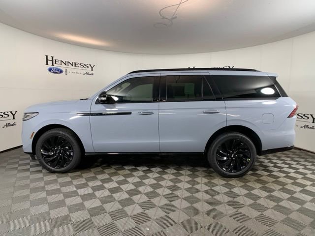 New 2025 Lincoln Navigator Reserve image 3