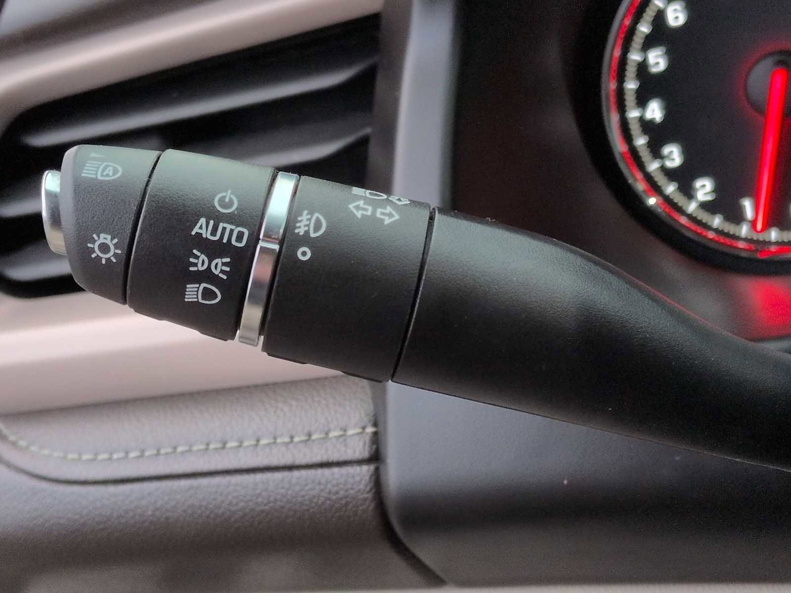 Used 2017 GMC Acadia Denali w/ Technology Package image 29