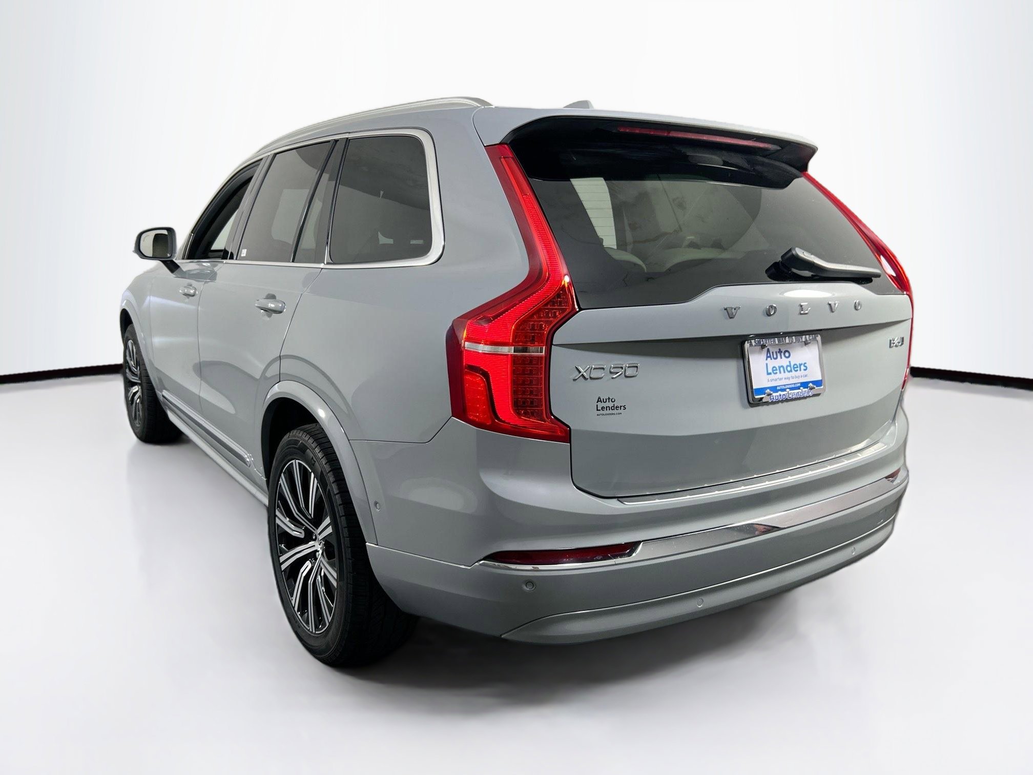 Used 2025 Volvo XC90 B6 Plus w/ Protection Package Premier AWD/4WD image 7