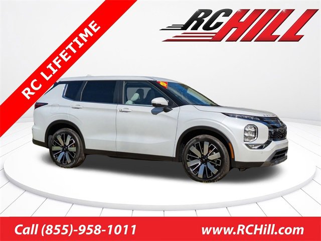 New 2025 Mitsubishi Outlander SE video 1