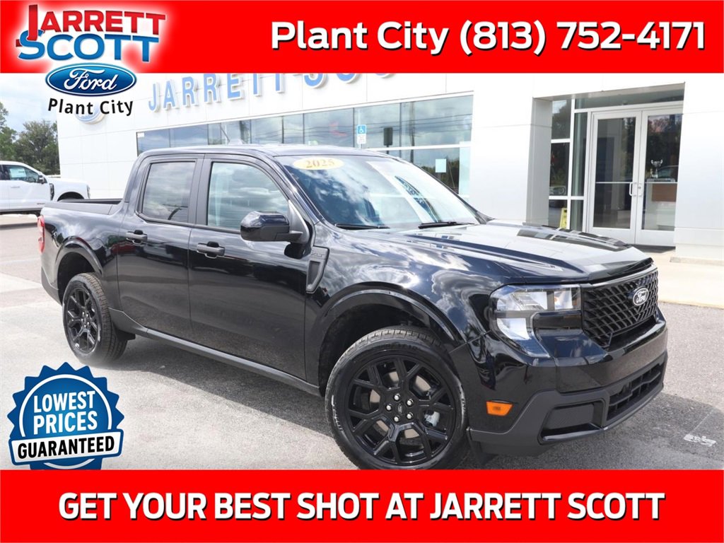 New 2025 Ford Maverick XLT w/ Black Appearance Package