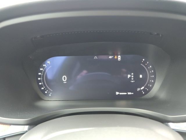 Certified 2025 Volvo V60 B5 Cross Country Plus image 34