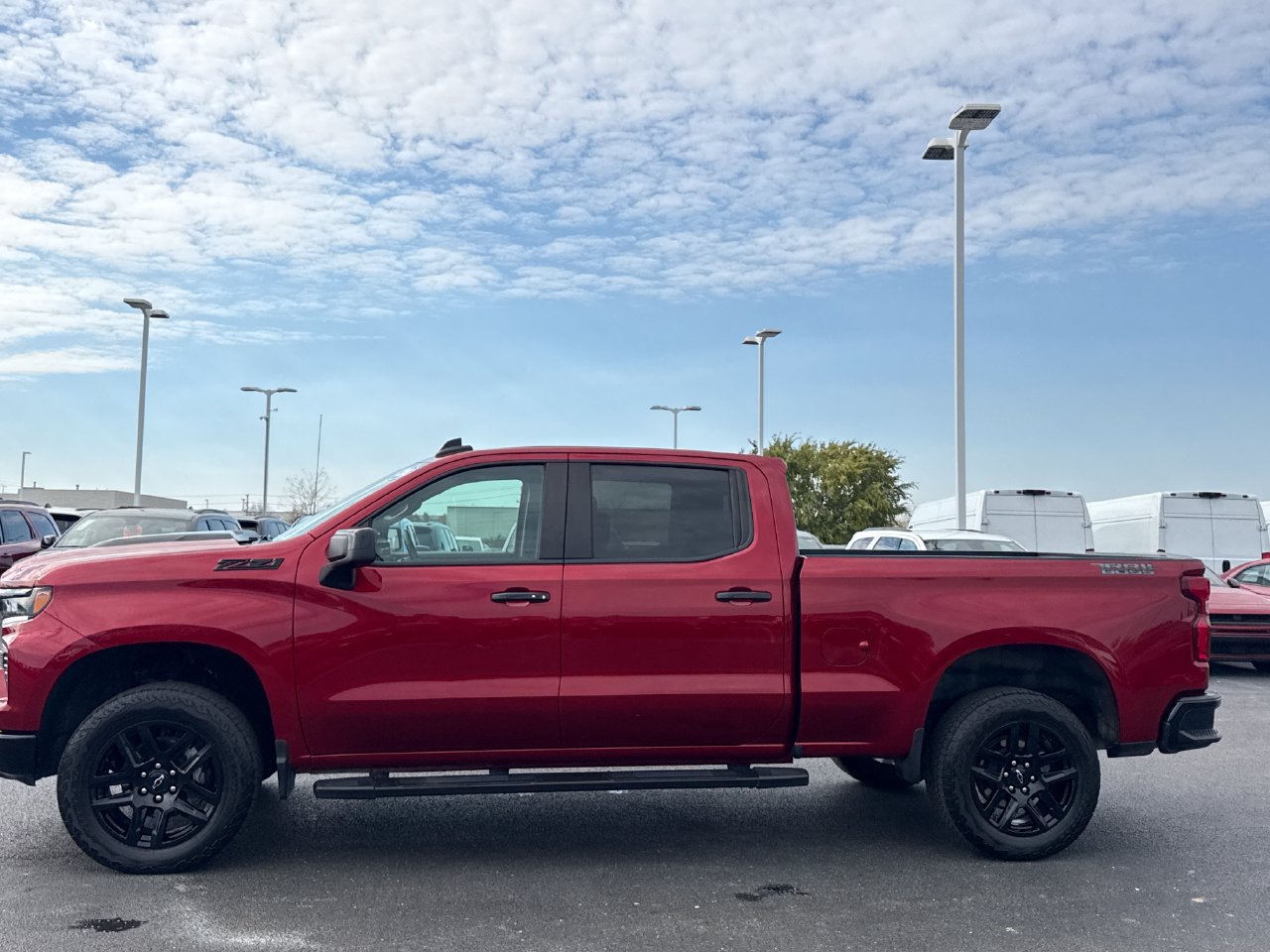 Used 2024 Chevrolet Silverado 1500 LT Trail Boss w/ Convenience Package II AWD/4WD image 6
