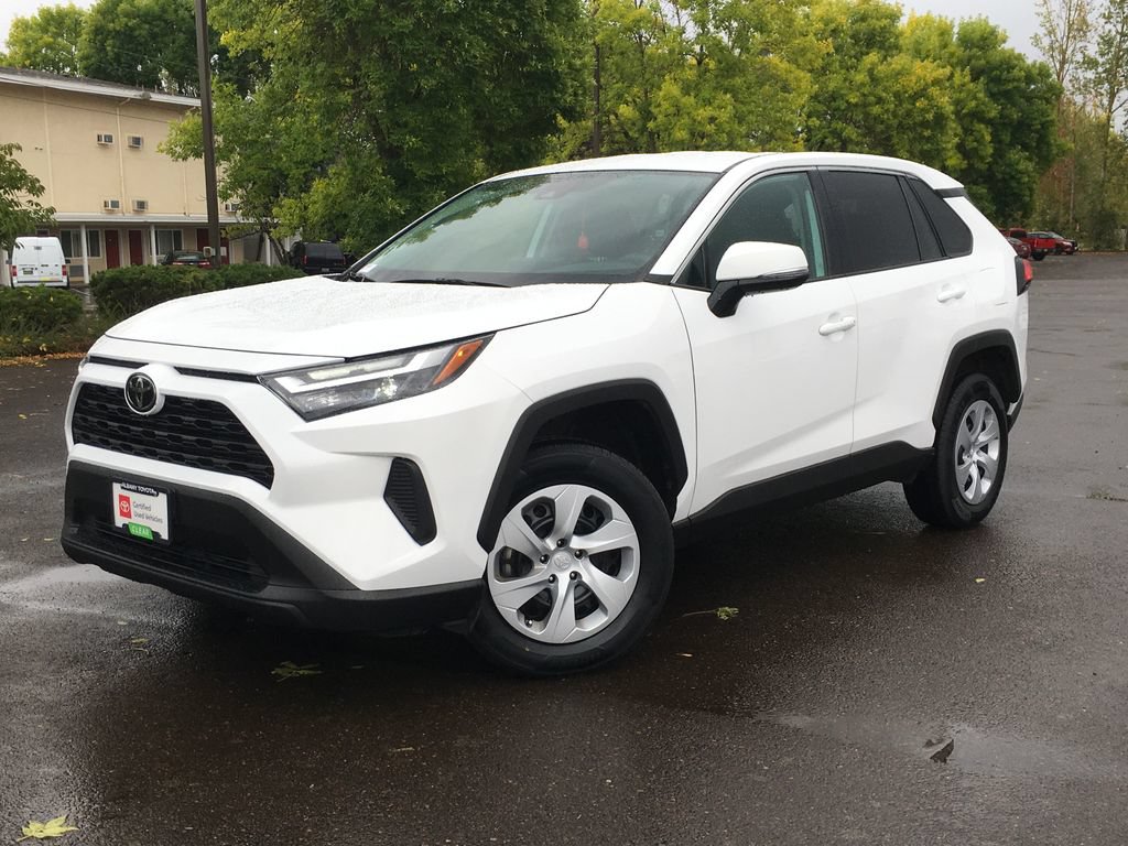 Used 2024 Toyota RAV4 LE AWD/4WD image 1