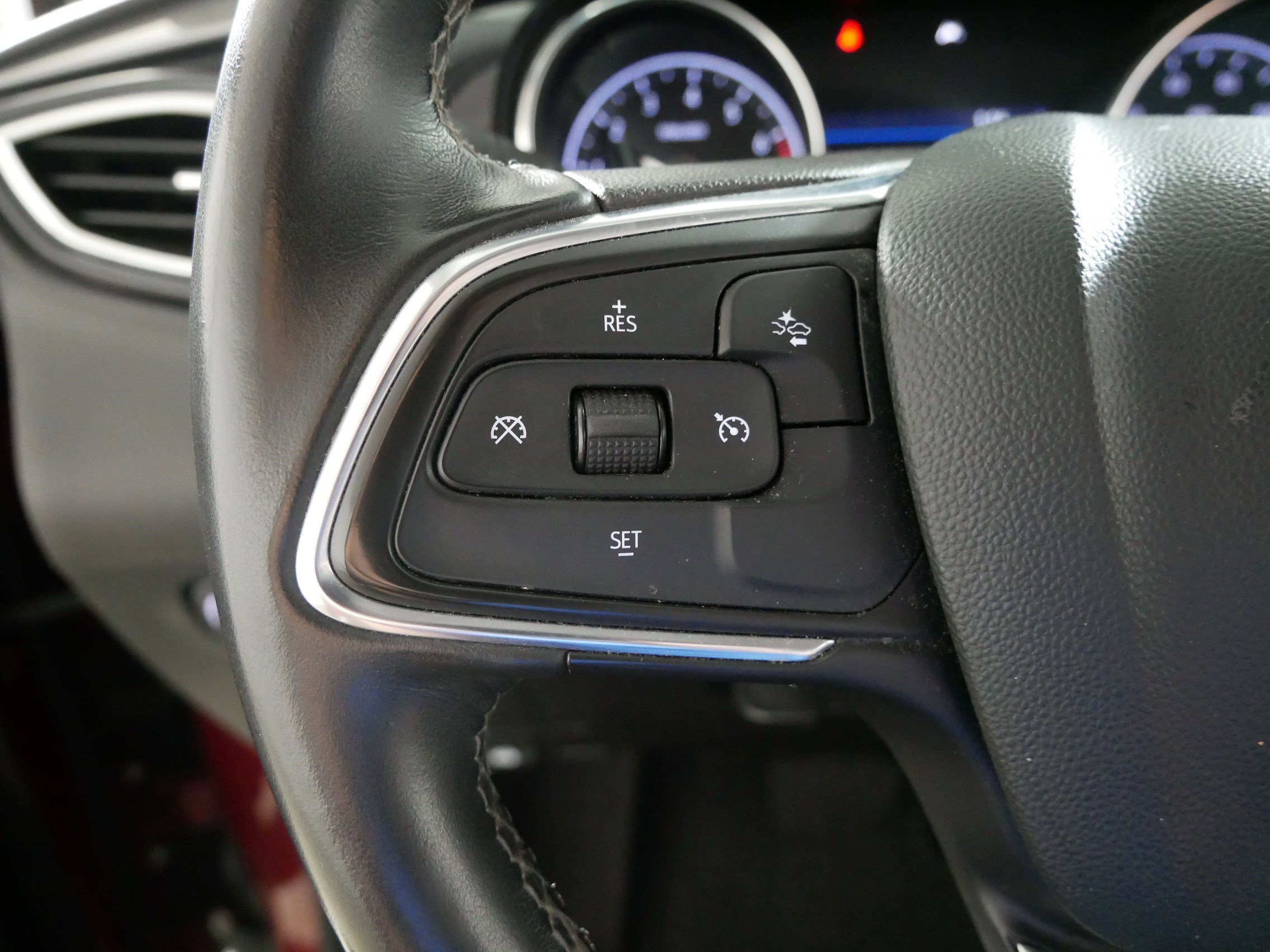 Used 2021 Buick Encore GX Preferred w/ Cold Weather Comfort Package image 27