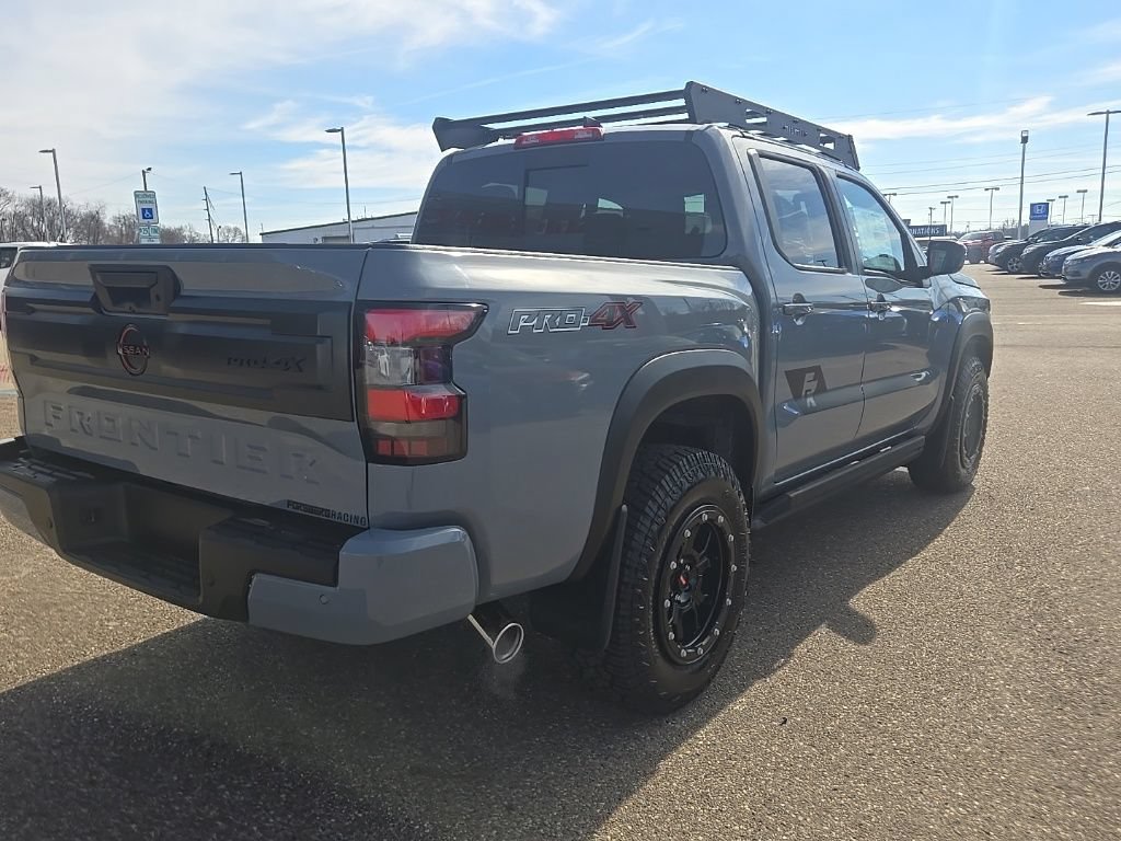 New 2025 Nissan Frontier PRO-4X AWD/4WD image 8