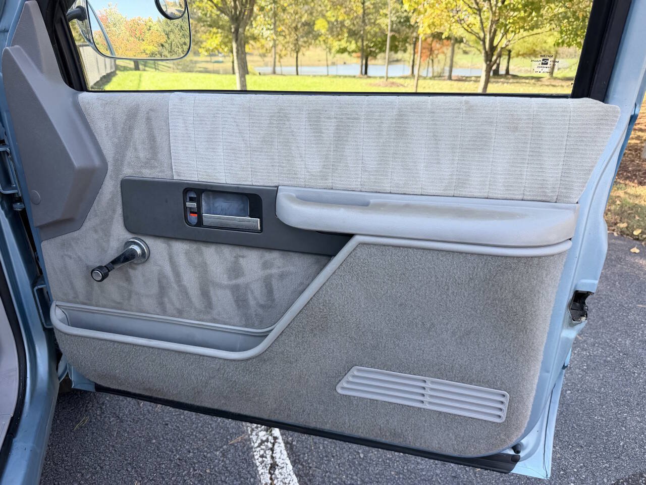 Used 1992 Chevrolet Silverado 1500 2WD Regular Cab image 19