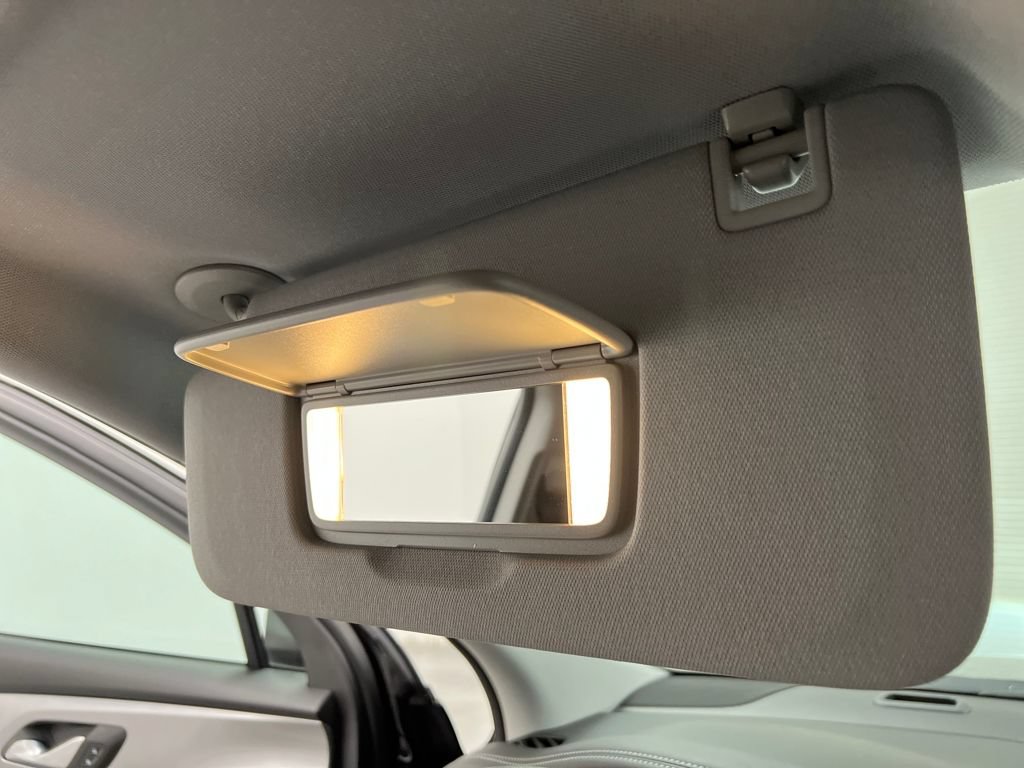 Used 2025 Chevrolet Blazer LT FWD image 68