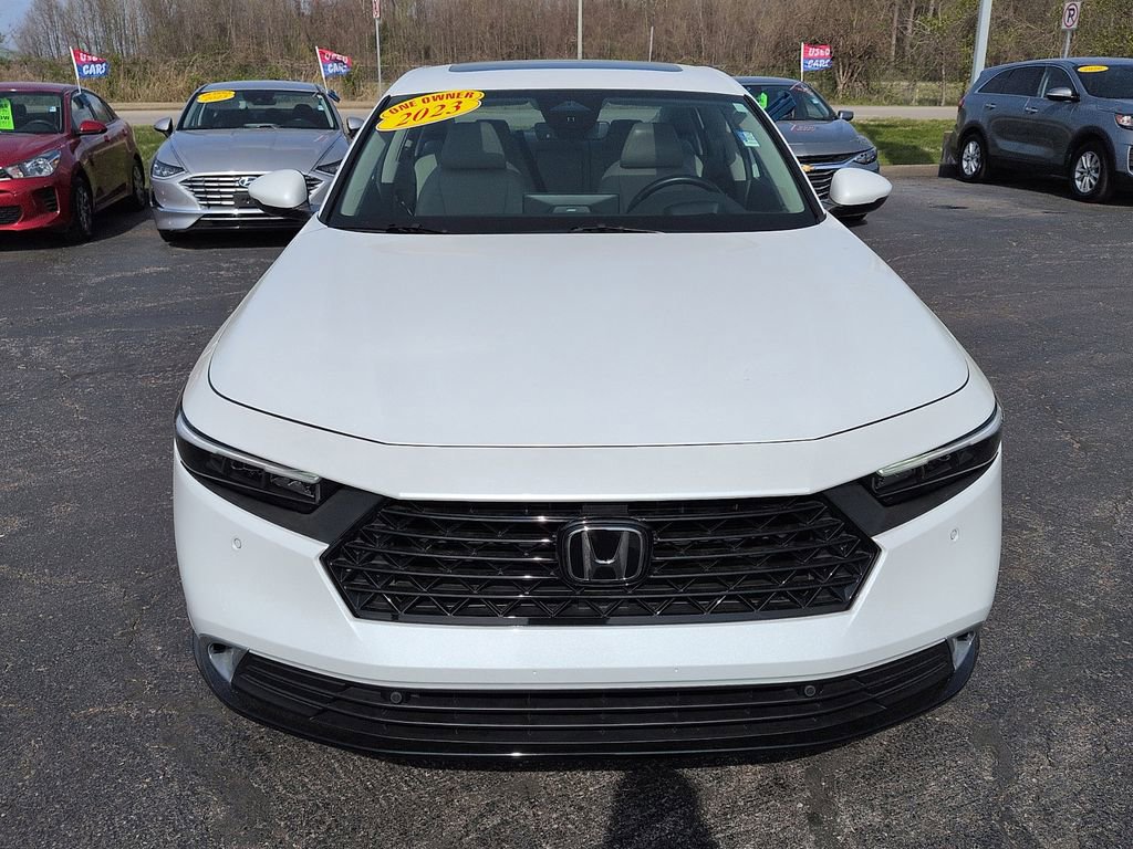 Used 2023 Honda Accord Touring image 3
