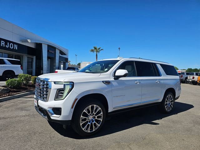 New 2026 GMC Yukon XL Denali w/ Denali Reserve Package