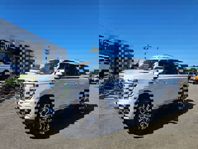 New 2026 GMC Yukon XL Denali w/ Denali Reserve Package AWD/4WD image 1