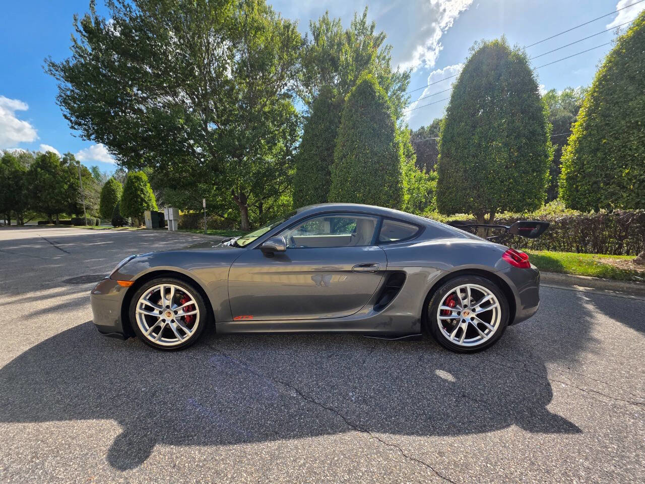Used 2014 Porsche Cayman image 2