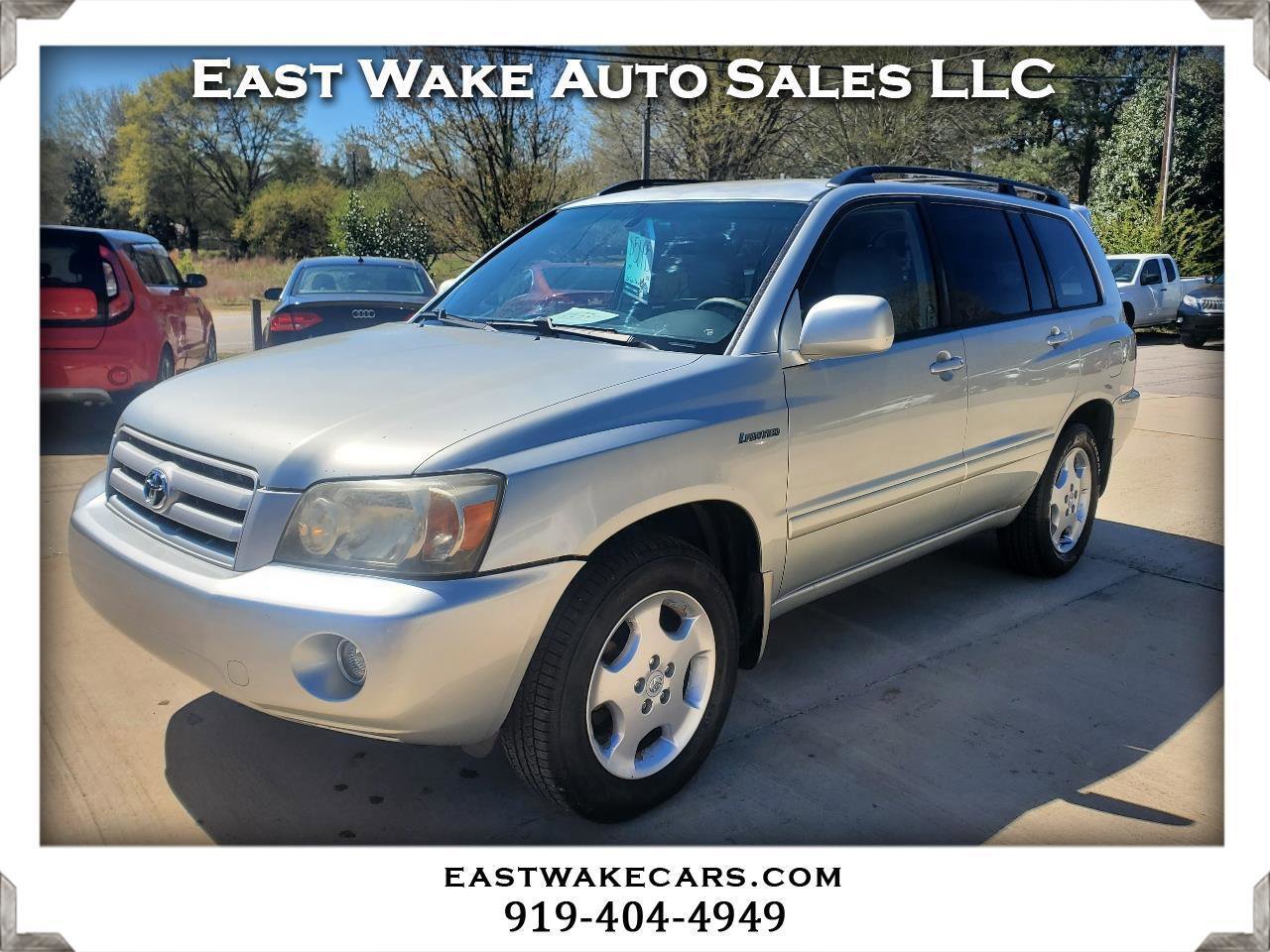 Used 2004 Toyota Highlander V6 2WD with 3rd-Row Seat image 1