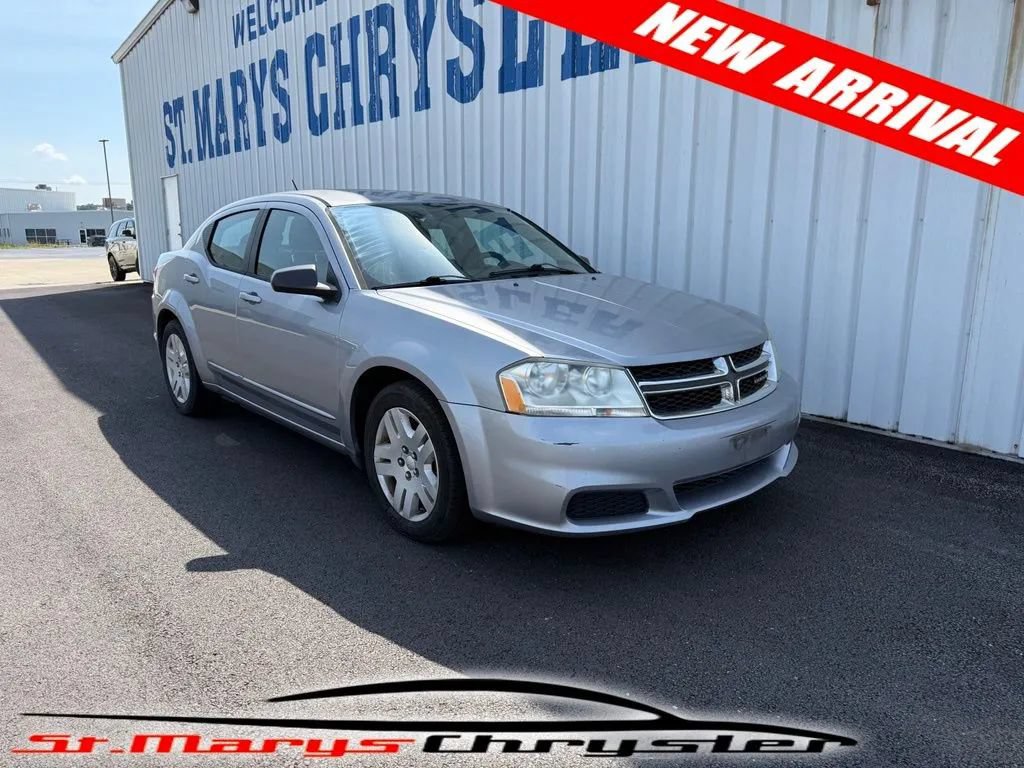 Used 2013 Dodge Avenger SE FWD image 1