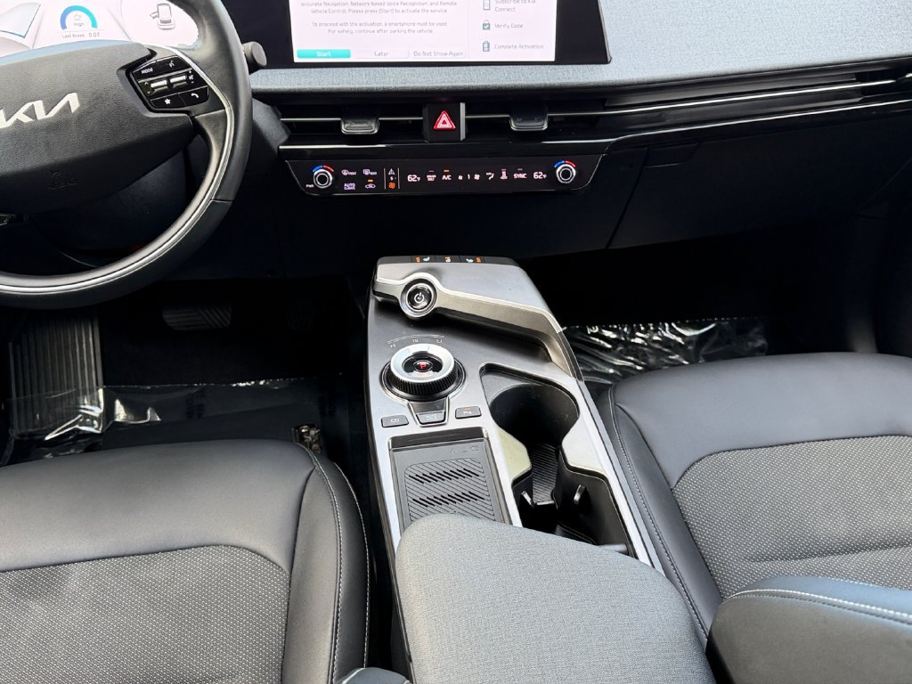 Certified 2024 Kia EV6 Light AWD/4WD image 14