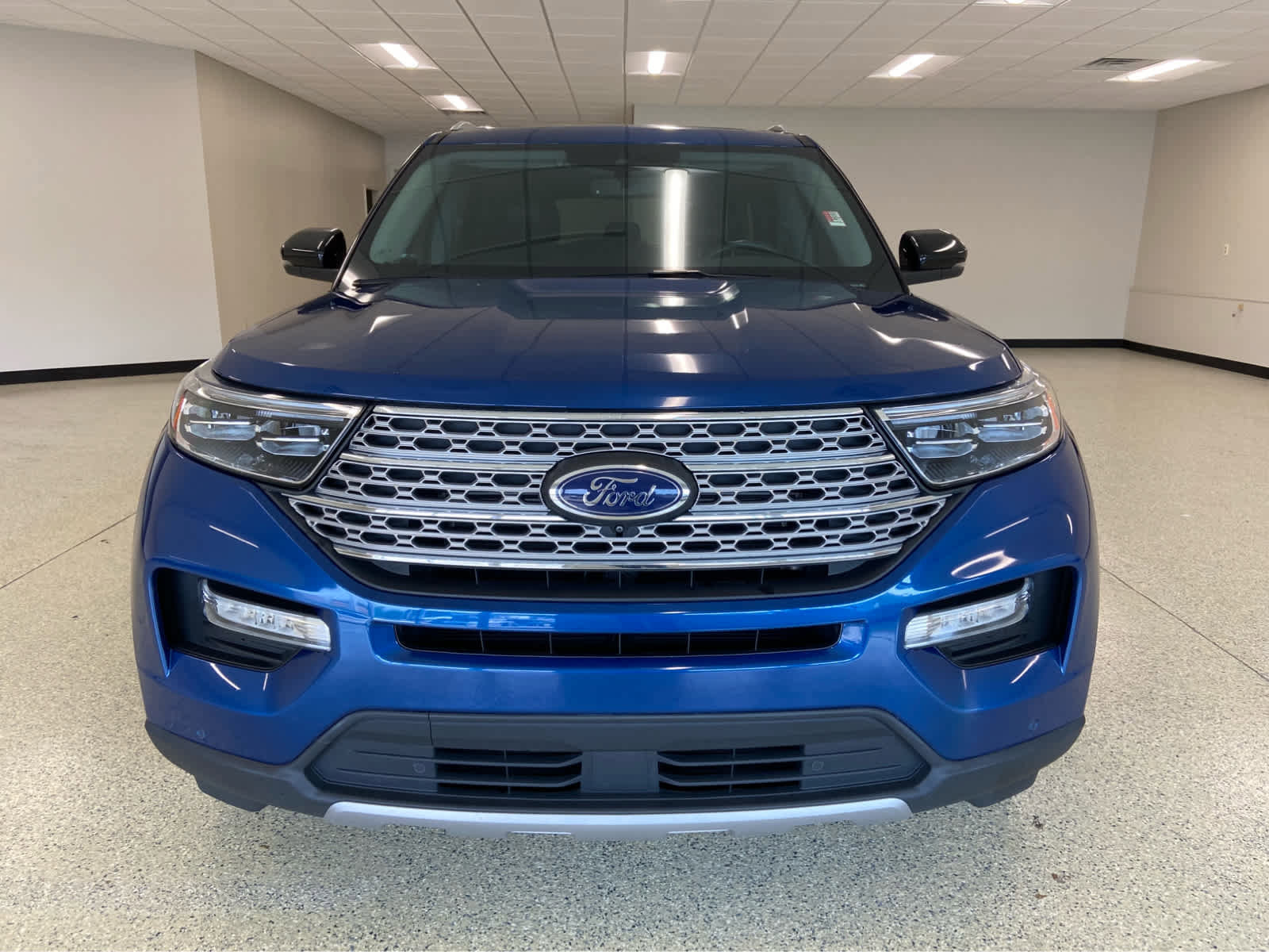 Used 2022 Ford Explorer Limited w/ Equipment Group 301A image 3