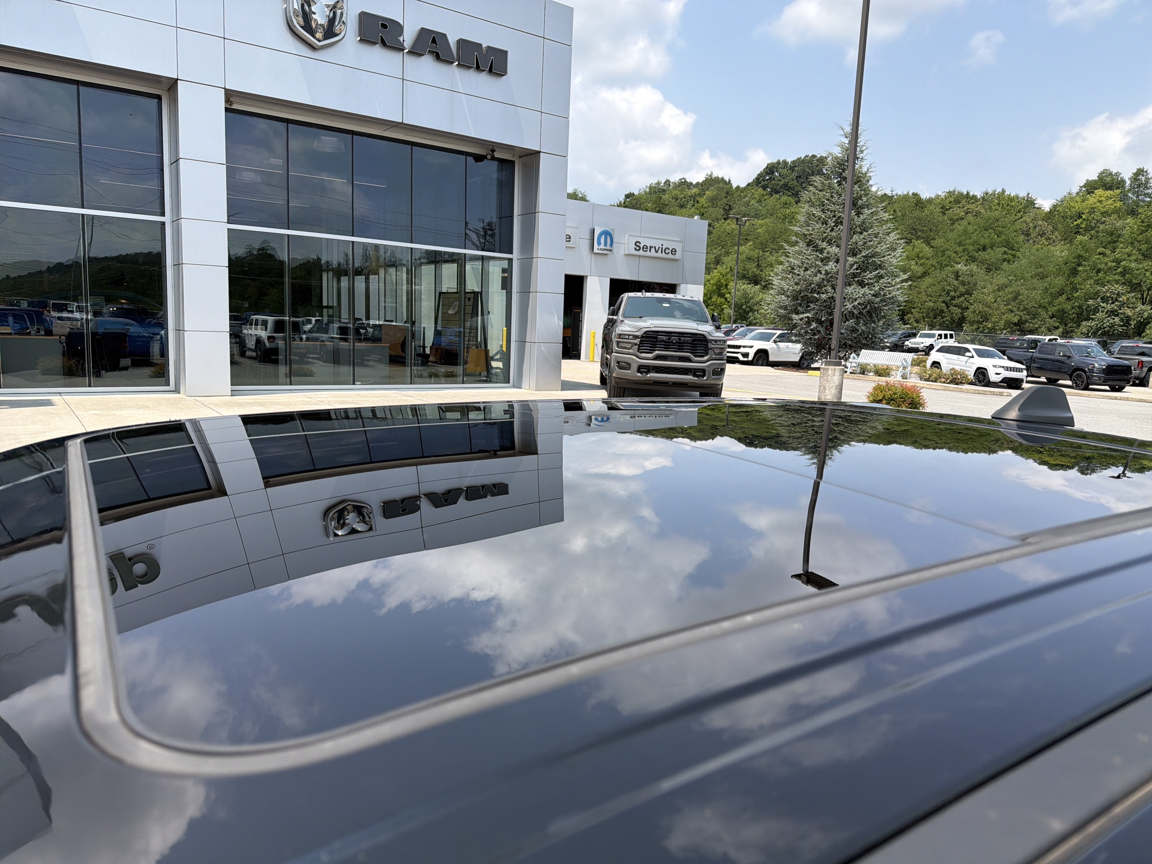 Used 2025 RAM 1500 Limited w/ Bed Utility Group AWD/4WD image 20