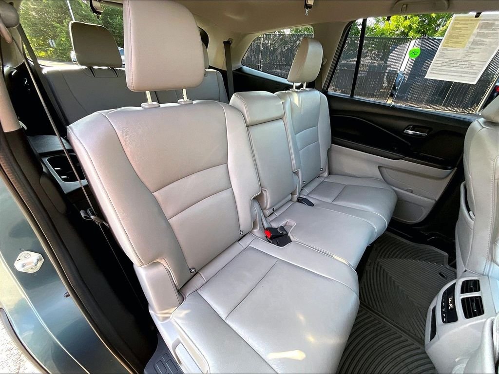 Used 2021 Honda Pilot EX-L image 16