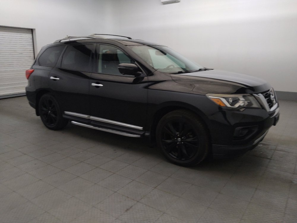 Used 2017 Nissan Pathfinder Platinum w/ Midnight Edition Package AWD/4WD image 11