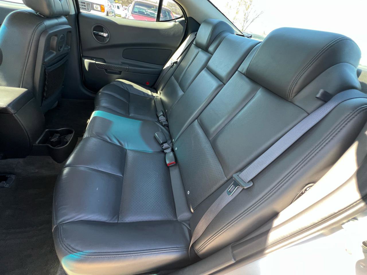 Used 2005 Pontiac Grand Prix GTP w/ Leather Trim Package image 40