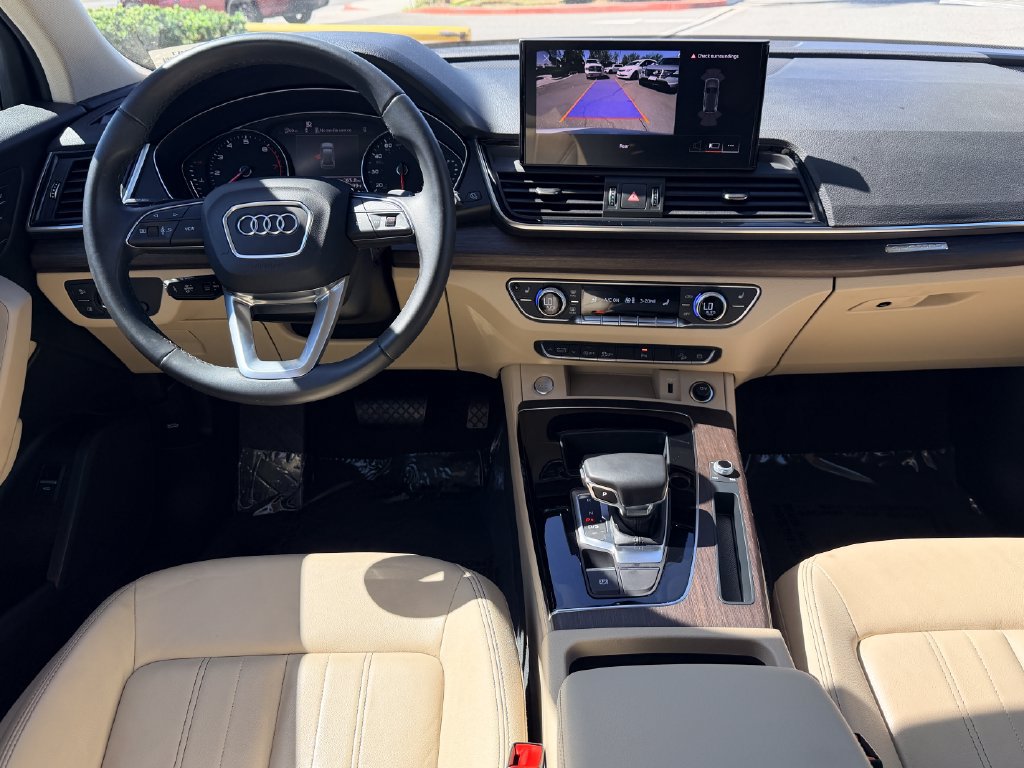 Used 2023 Audi Q5 2.0T Premium w/ Convenience Package AWD/4WD image 18