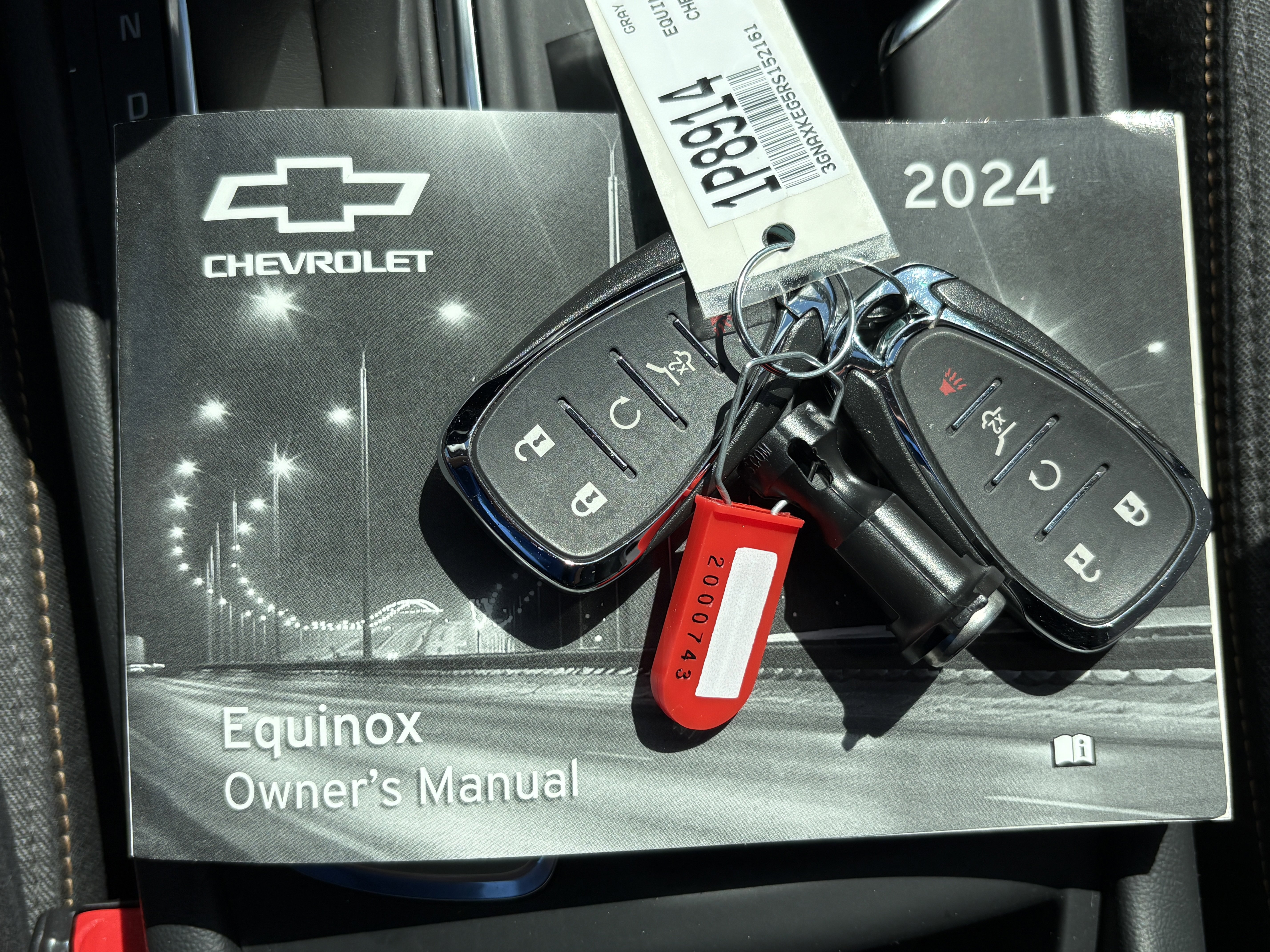 Used 2024 Chevrolet Equinox LT w/ LPO, Floor Liner Package FWD image 27
