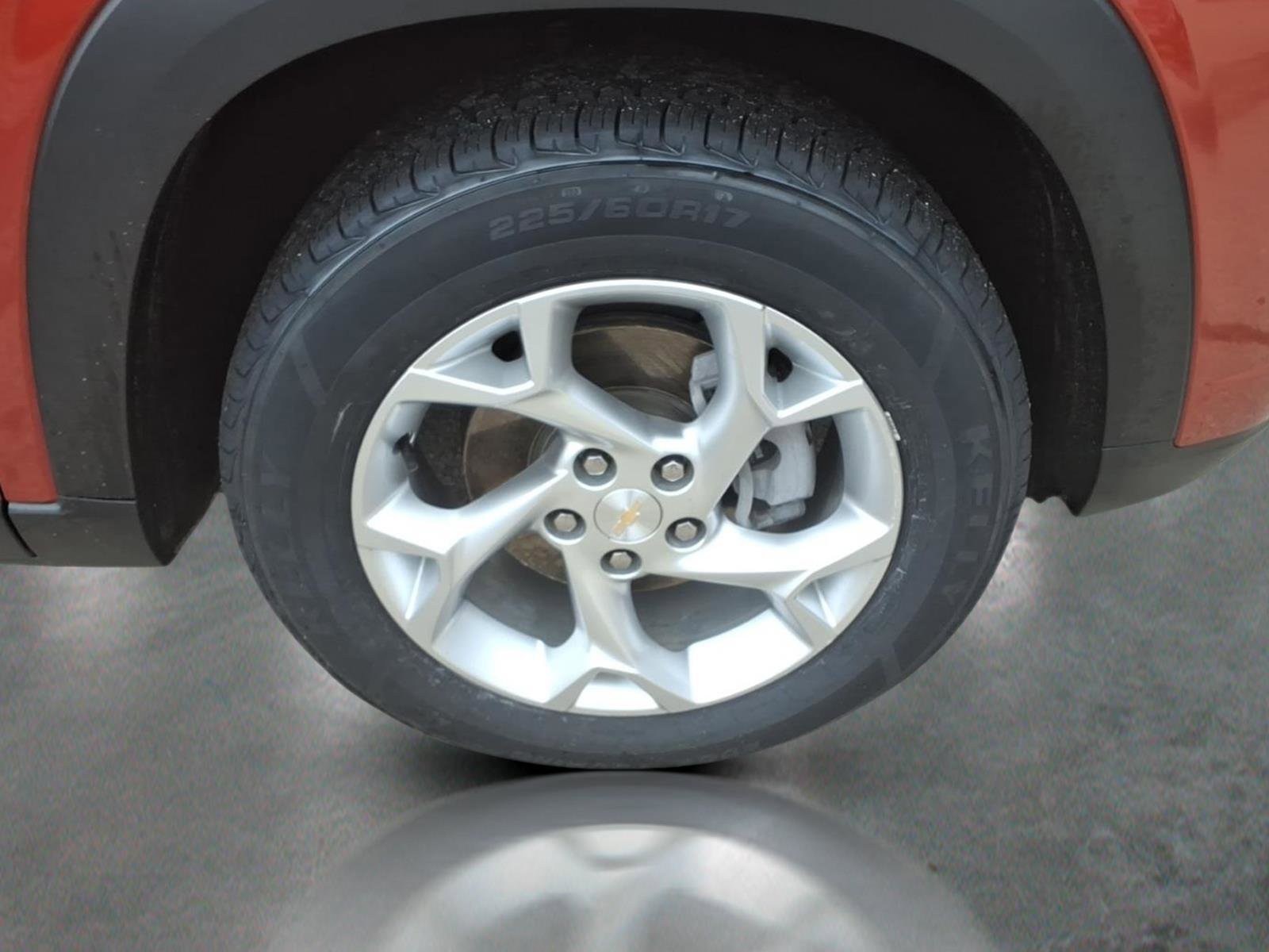 Certified 2024 Chevrolet Trax LS w/ LS Convenience Package image 11