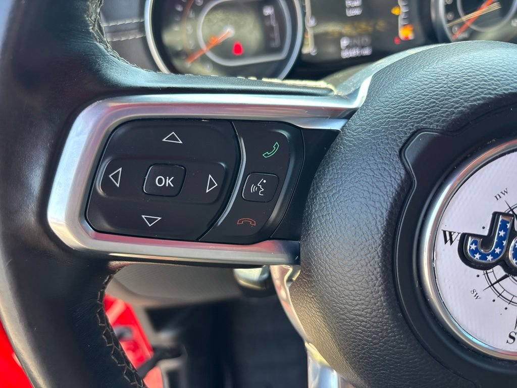 Used 2020 Jeep Gladiator Overland AWD/4WD image 19