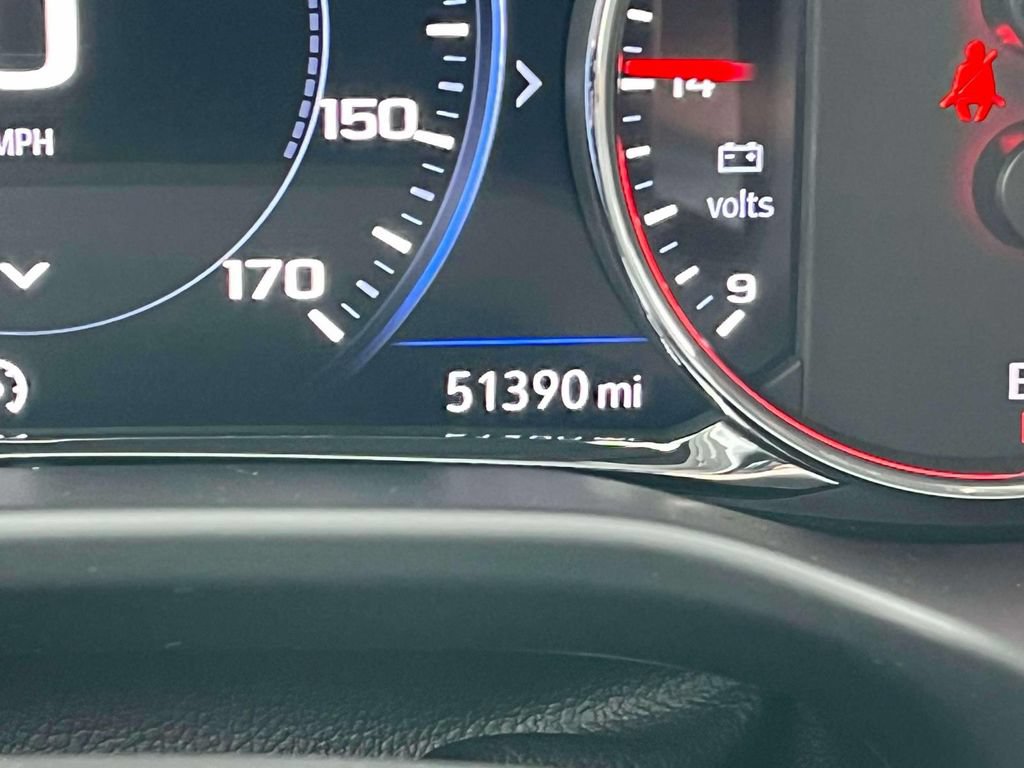 Certified 2021 GMC Acadia AT4 w/ Technology Package AWD/4WD image 37