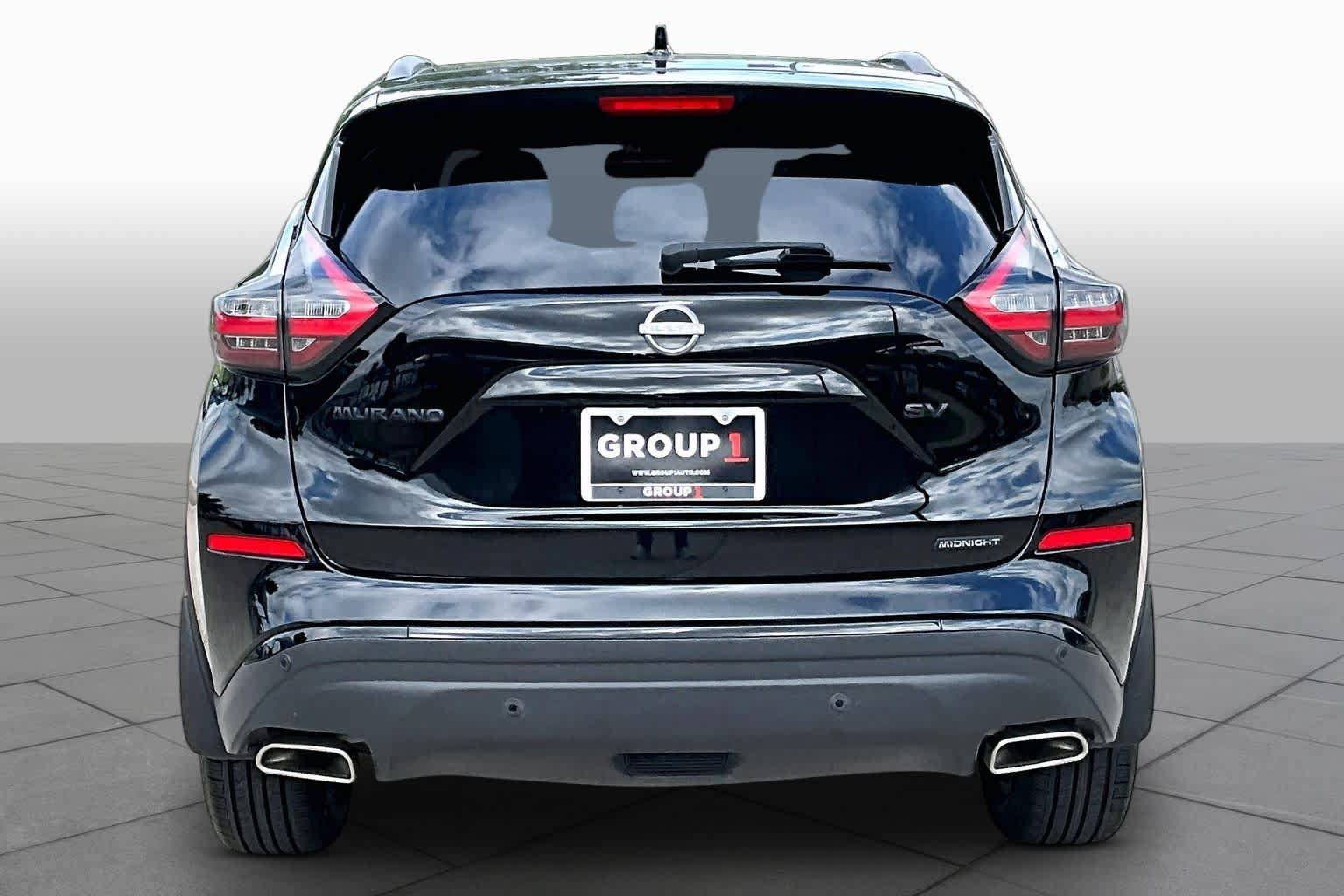 Used 2023 Nissan Murano SV w/ SV Midnight Edition Package FWD image 5