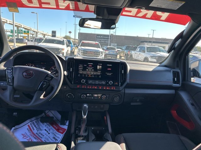 Used 2025 Nissan Frontier PRO-4X w/ Black Accent Package image 38
