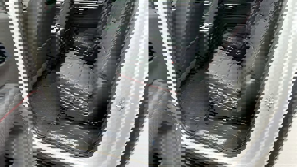 New 2025 Chevrolet Suburban RST w/ Advanced Technology Package image 18