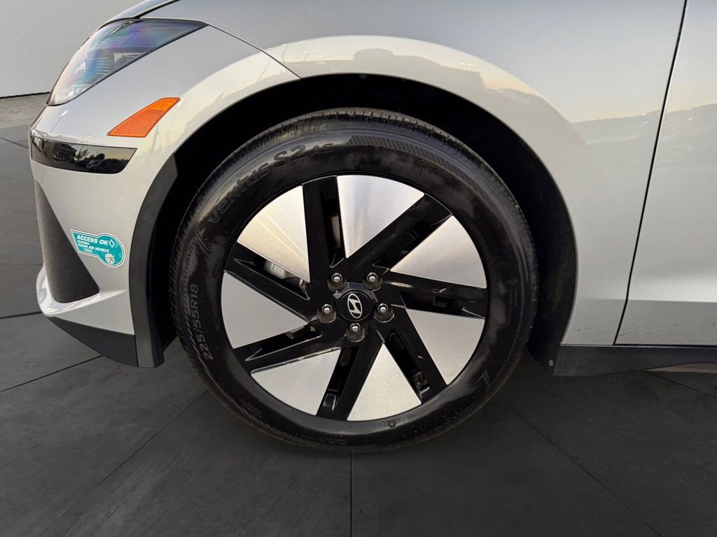 Used 2025 Hyundai Ioniq 6 SE image 14