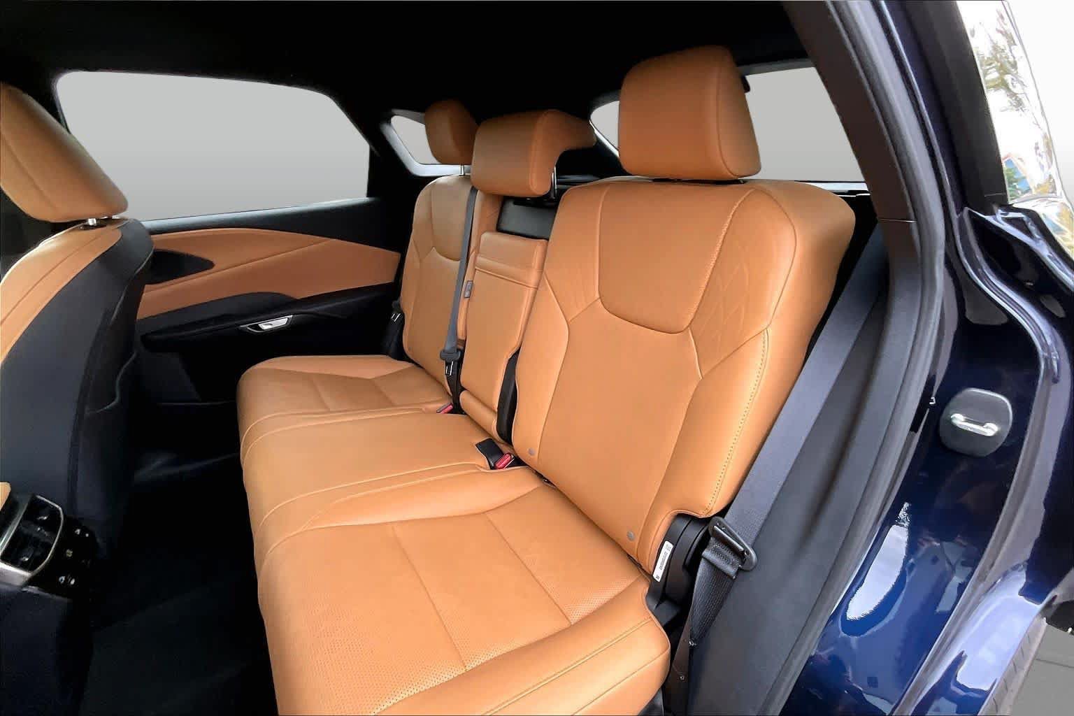 Certified 2024 Lexus RX 350 Premium Plus w/ Convenience Package FWD image 18