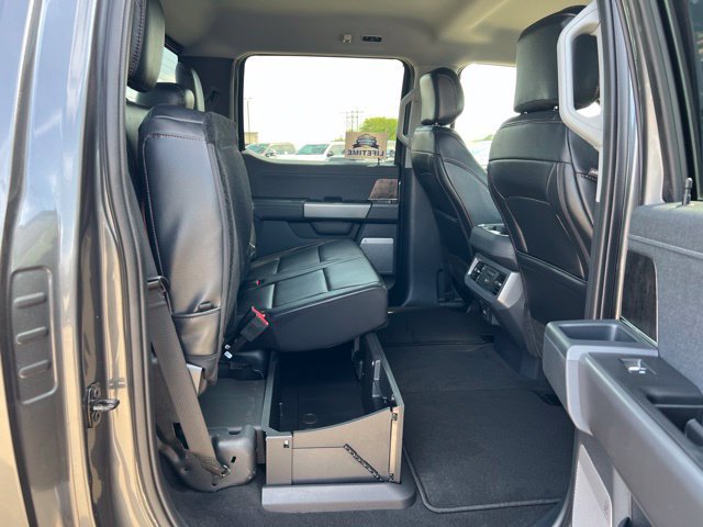 New 2026 Ford F250 Lariat w/ Tremor Off-Road Package AWD/4WD image 30