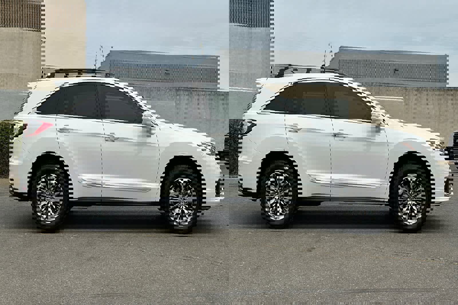 Used 2017 Acura RDX AWD w/ Advance Package image 6