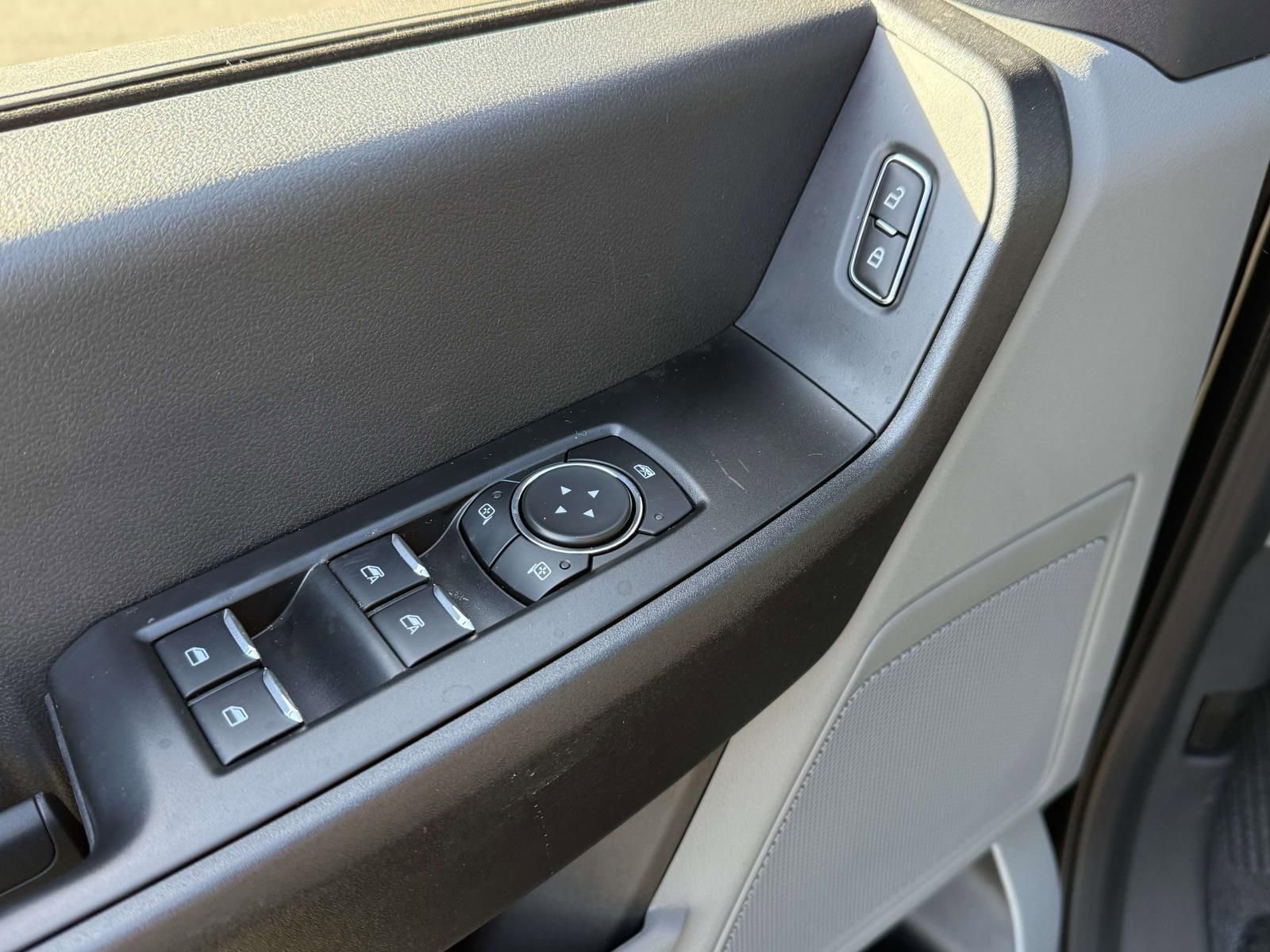 New 2026 Ford F250 XL w/ XL Chrome Package image 18