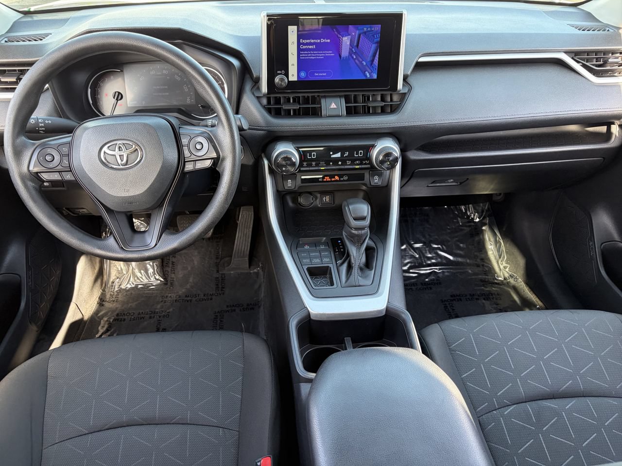 Used 2023 Toyota RAV4 XLE AWD/4WD image 14